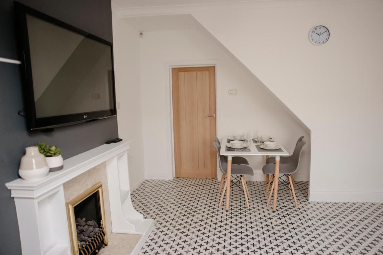 Six Bells Retreat Villa Abertillery Exterior foto